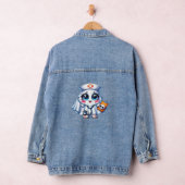 Schattigee Halloween-geest in een verpleegstersuni Denim Jacket (Hangar)