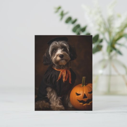 Schattigee Halloween hond met Jack O lantaarn Briefkaart (Staand voorkant)
