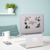 Schattigee Halloween Naam Sticker – Gepersonalisee (Laptop op bureau)