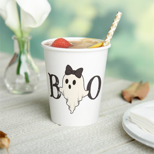 Schattigee Halloween Paper Cup - "Boo" Ghost met B Papieren Bekers (Insitu)