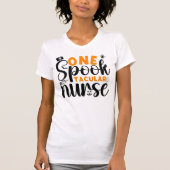 Schattigee Halloween spooktacular verpleegkundige  T-shirt (Voorkant)