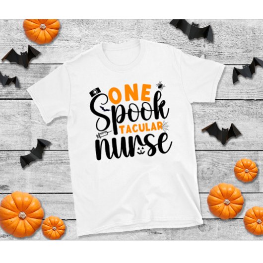 Schattigee Halloween spooktacular verpleegkundige  T-shirt