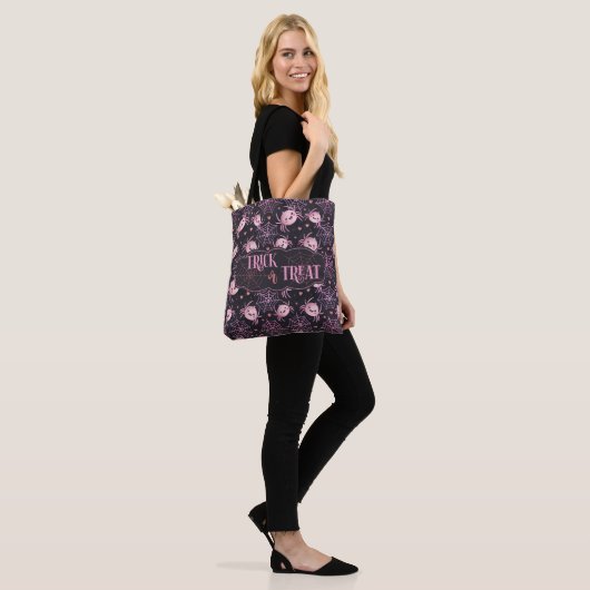 Schattigee Halloween Trick or treat Spinnen en har Tote Bag (Op model)
