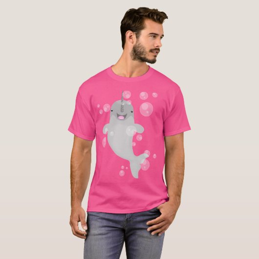 Schattigee Happy Narwal Bubbles Cartoon Illustrati T-shirt (Voorkant volledig)