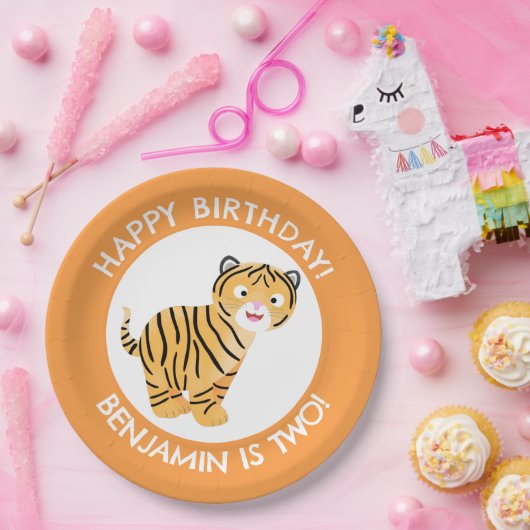 Schattigee Happy Tiger Cub gepersonaliseerde carto Papieren Bordje (Feest)