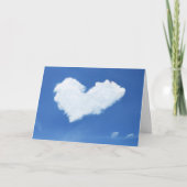 Schattigee Hart Cloud Blue Sky Modern Valentijnsda Kaart (Voorkant)