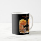 Schattigee heks en kat buiten poort Halloween Koffiemok (Voorkant rechts)