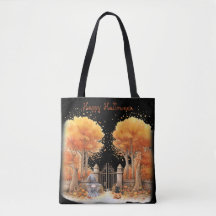 Schattigee heks en kat buiten poort Halloween