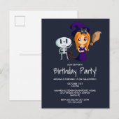 Schattigee heks in Paarse Pet Halloween Verjaardag Uitnodiging Briefkaart (Voorkant / Achterkant)