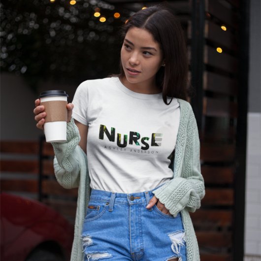 Schattigee Heldere Kleurrijke Verpleegster Gift Cu T-shirt