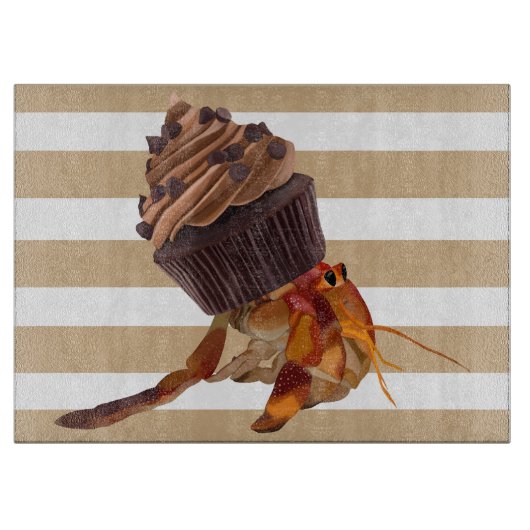 Schattigee heremietkrab met chocolade cupcake shel snijplank (Voorkant)
