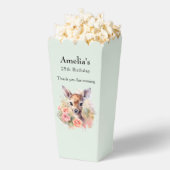 Schattigee herten omringd door Rozen Verjaardag Da Bedankdoosjes (Popped)