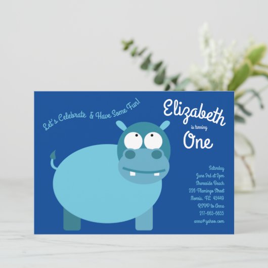 Schattigee Hippo Kinder 1e Verjaardag Uitnodiginge Kaart (Staand voorkant)