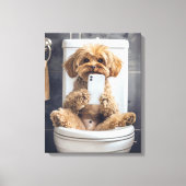 Schattigee Hond Controle Telefoon in Badkamer Toil Canvas Afdruk (Voorkant)