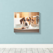 Schattigee hond in bad, ideaal voor badkamer canvas afdruk (Insitu (Houten vloer))