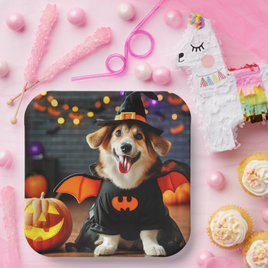 Schattigee hond in een Halloween kostuum Papieren Bordje (Feest)