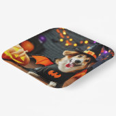 Schattigee hond in een Halloween kostuum Papieren Bordje (Gebogen)