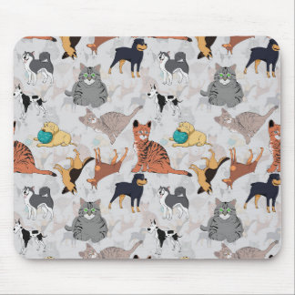 Schattigee honden- en kattenpatroon ontwerp muismat