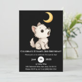 Schattigee huilende wolf onder maanuitnodiging kaart (Staand voorkant)