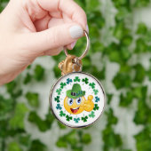 Schattigee Ierse Emoji met Shamrock Sleutelhanger (Hand)