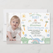 Schattigee Jongens Fotofeest Zoals Dinosaurus 1e V Kaart (Voorkant)