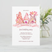 Schattigee kabouters ballonnen roze eerste verjaar kaart (Staand voorkant)