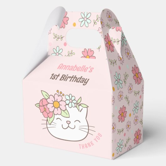 Schattigee Kat Bloemen Roze Meisje 1e Verjaardag M Bedankdoosjes (Achterkant)