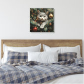 Schattigee kat in kerstboom canvas afdruk (Insitu (Slaapkamer))