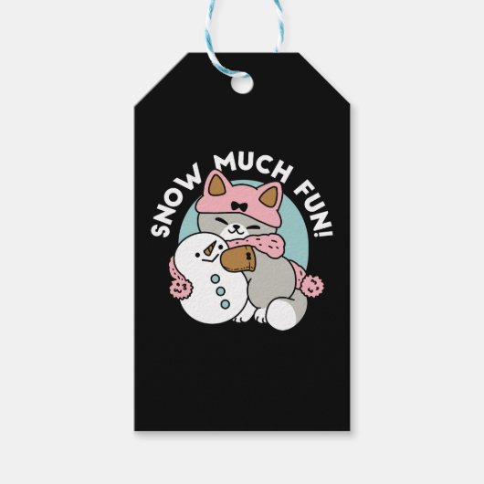 Schattigee kat in sneeuwspullen met sneeuwpopkunst cadeaulabel (Voorkant)