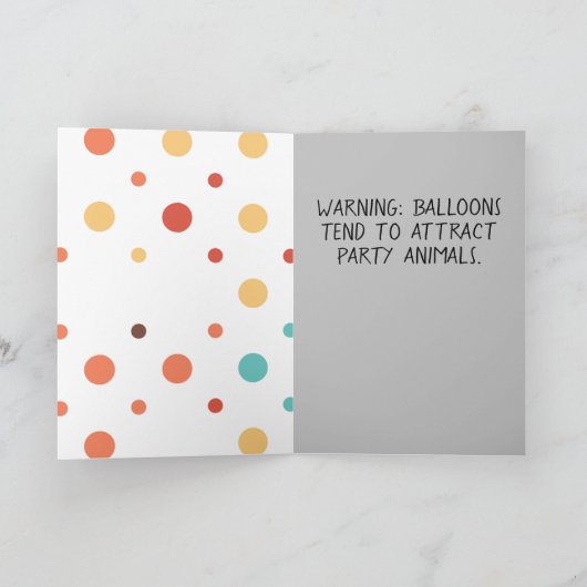 Schattigee kat met ballonnen Verjaardag Wenskaart Kaart (Binnen)