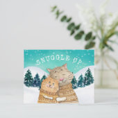 Schattigee katten knuffelen knuffel omhoog bos sne feestdagenkaart (Staand voorkant)