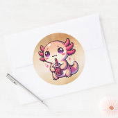 Schattigee Kawaii Axolotl met Bubble Tea Ronde Sticker (Envelop)