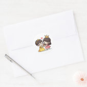Schattigee Kawaii bruid en bruidegom - Sprookjesth Ronde Sticker (Envelop)