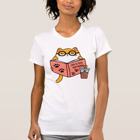 Schattigee Kawaii kat die een boek leest T-shirt (Voorkant)