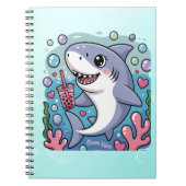 Schattigee Kawaii Shark Boba Tea blauw en roze Notitieboek (Voorkant)