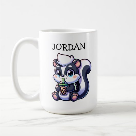 Schattigee Kawaii Skunk met Bubble Tea Gepersonali Koffiemok (Links)