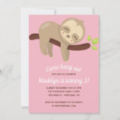 Schattigee Kawaii Sloth op Tree Pink Girl Kaart (Voorkant)