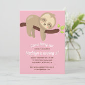 Schattigee Kawaii Sloth op Tree Pink Girl Kaart (Staand voorkant)