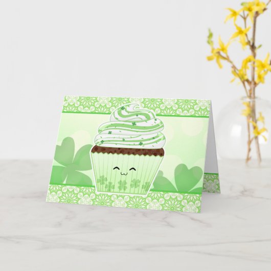Schattigee kawaii St Patricks dag cupcake Kaart (Gele Bloem)