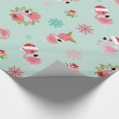 Schattigee kerst Flamingo Sneeuwvlok Cadeaupapier (Hoek)