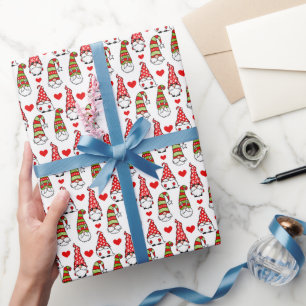 Schattigee kerst kabouters en rood hart cadeaupapier