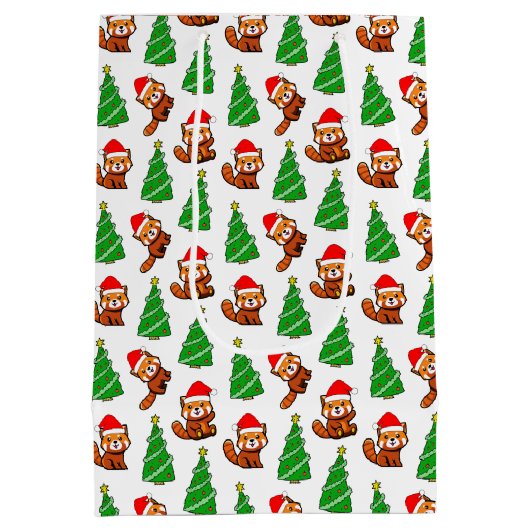 Schattigee kerstboom rode panda kerstmuts medium cadeauzakje (Achterkant)