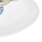 Schattigee kersthaas met een mand met sparrenzemel snijplank (Hoek)