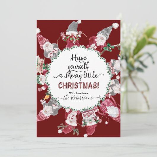 Schattigee kerstkabouters houden van vreugdevredef feestdagenkaart (Staand voorkant)