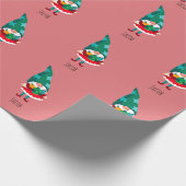 Schattigee Kerstmis Gnome met Kerstmis Ornamenten Cadeaupapier (Hoek)