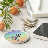 Schattigee kerstpinguïn met geschenken en lichten  sleutelhanger (Zijkant)