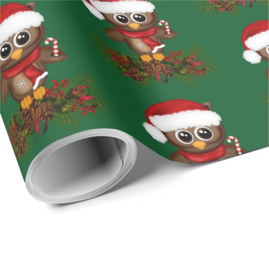 Schattigee kerstuil op dennentak cadeaupapier (Rol Hoek)