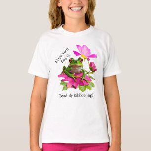 Schattigee kikker of Toad Pun op Pink Flowers T-shirt