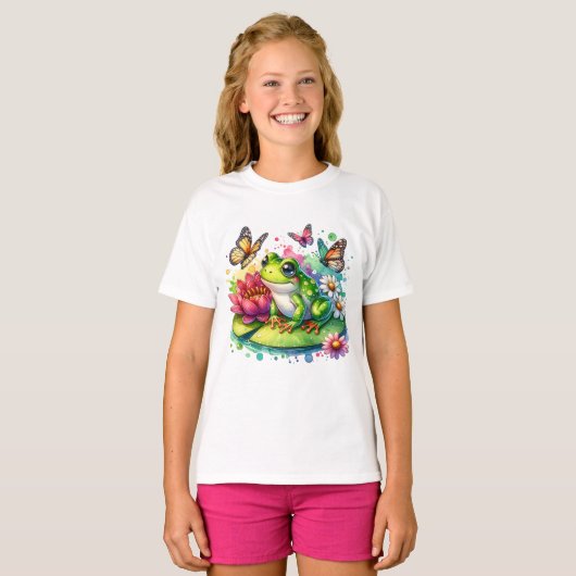Schattigee Kikker op Lily Pad met Bloemen en Vlind T-shirt (Voorkant volledig)