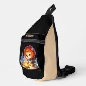 Schattigee kinder camping Voeg naam toe Lion Sling Bag (Rechterhoek)